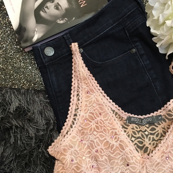 Bisou Bisou Blush Lace Sequin Camisole - Picture 7 of 8